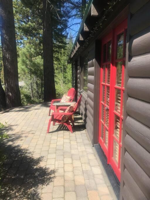 Coziest Cabin In Tahoe W Stone Fireplace Comfy Beds Close To Slopes & Lake Carnelian Bay Экстерьер фото