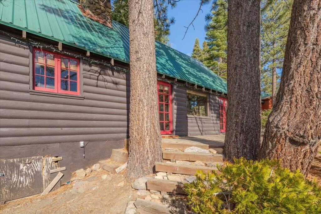 Coziest Cabin In Tahoe W Stone Fireplace Comfy Beds Close To Slopes & Lake Carnelian Bay Экстерьер фото